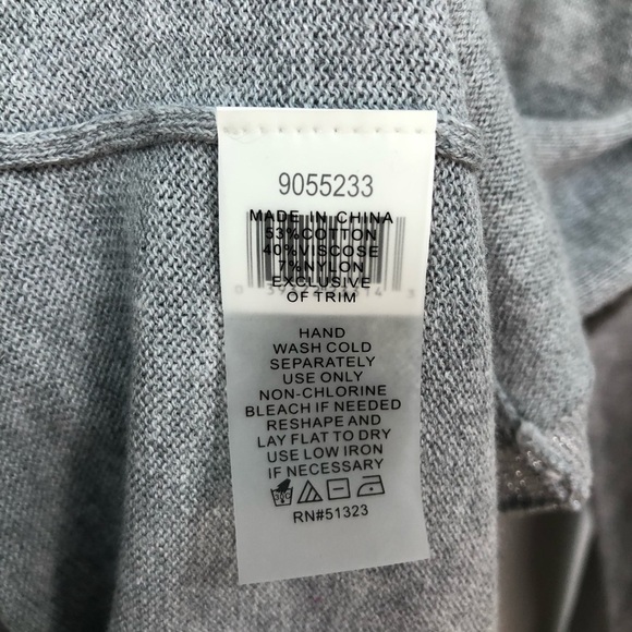 Vince Camuto Split Back Sweater Grey Sz M - Picture 13 of 13
